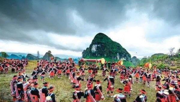 生活瑶族的传统节日是什么,瑶族介绍 1