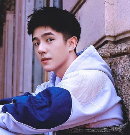 孙佳雨刘昊然在一起了吗 他们两个人什么关系