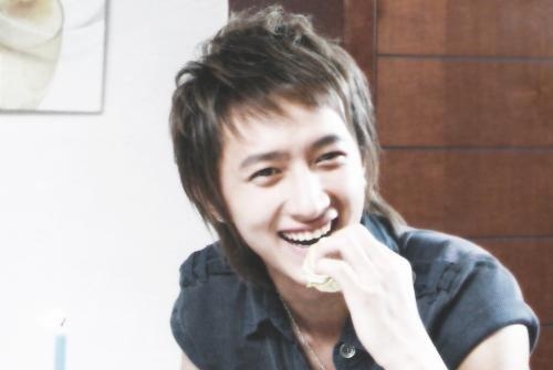 三线男明星有哪些(三线男明星帅吗) 明星 第1张