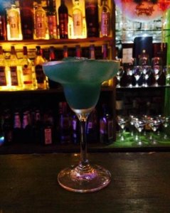 ​男人喝酒喝多了不回家(老公爱喝酒不回家怎么办)