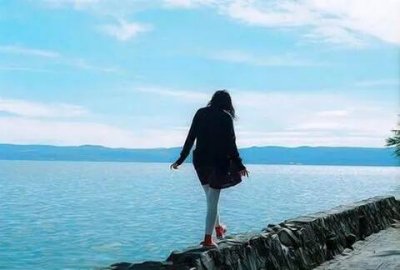 ​形容情感的词语有哪些，表达情感流露的成语