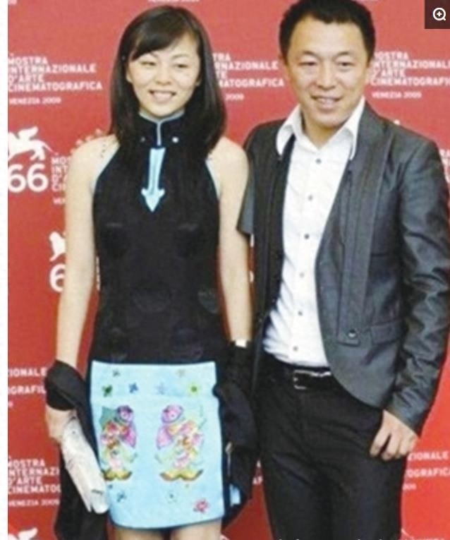 46岁黄渤的妻子生活照曝光,两人太有夫妻相了