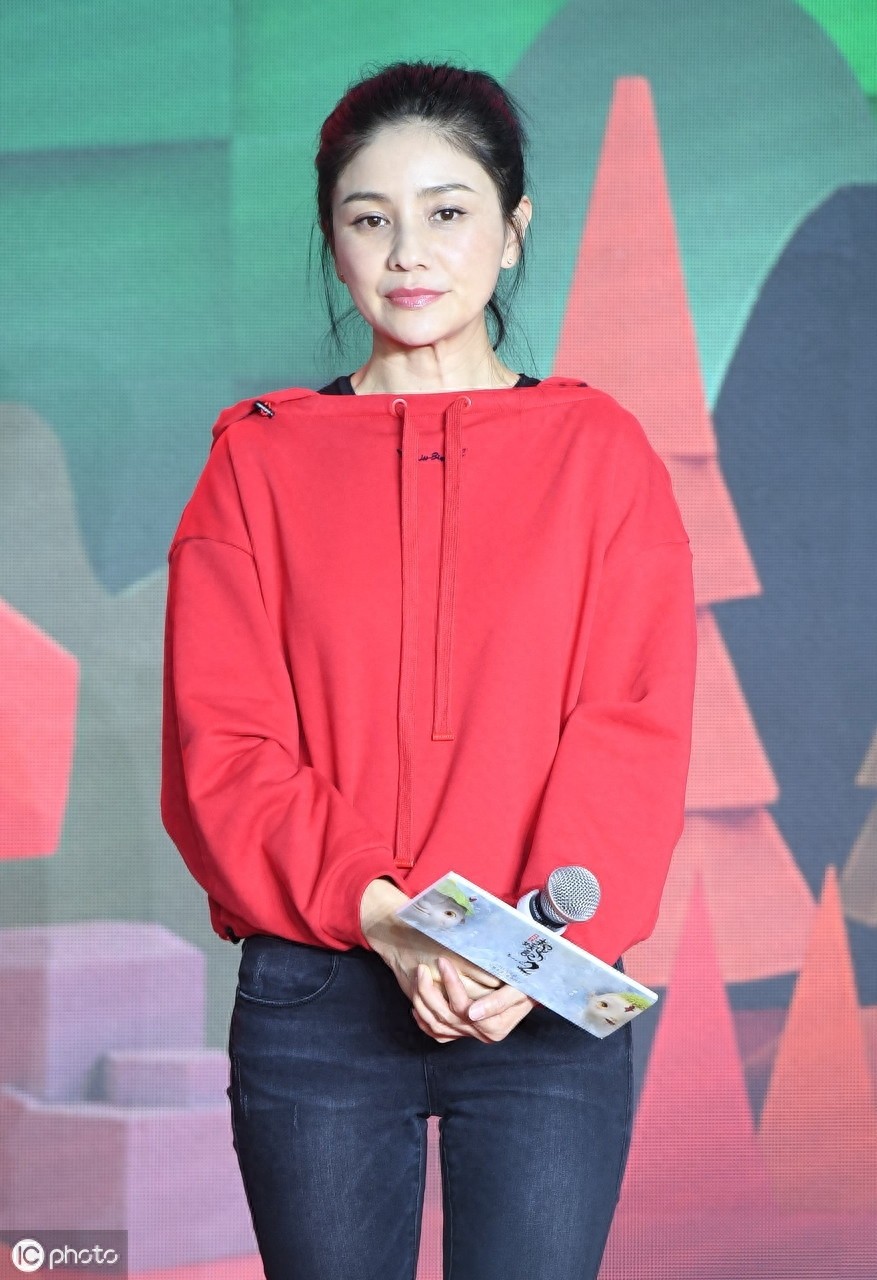 沙溢的老婆胡可,贤良淑德特别有旺夫相,是结婚的适宜对象