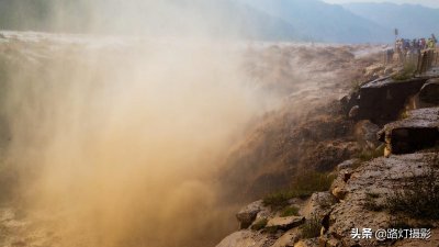 ​壶口瀑布在哪里（山西临汾的壶口瀑布为什么那么多人去）