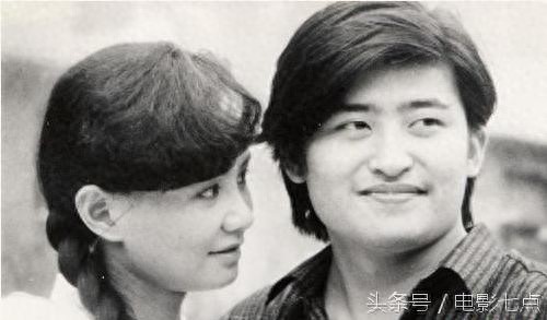 55岁刘欢的妻子卢璐近照，曾是湖南电视台当家花旦