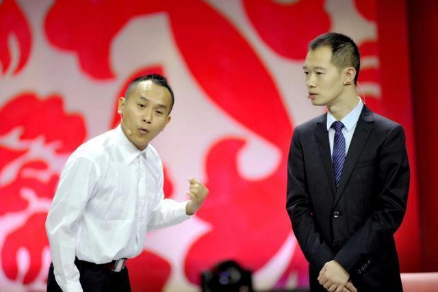 《组团儿上春晚》总决赛上演巅峰对决 选手欢乐上演冠军争夺战