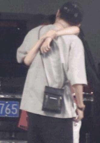 白宇李萌萌恋情被曝光两人拥吻依依不舍, 恋爱日常超级甜