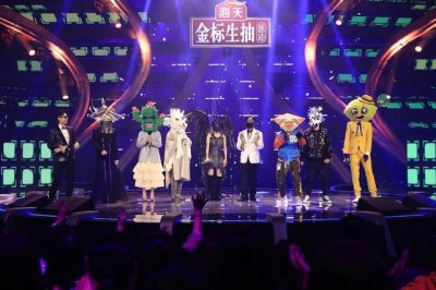 ​蒙面唱将猜猜猜青峰 蒙面唱将 青莲