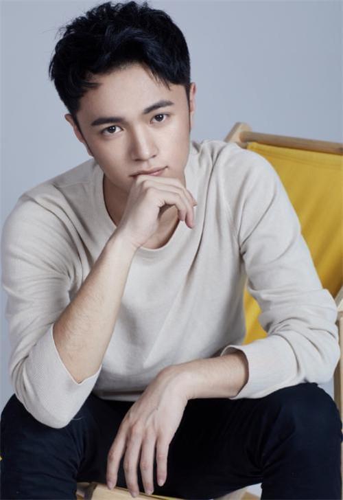 他才是真正的国服第一李白，战斗力比剑仙还高