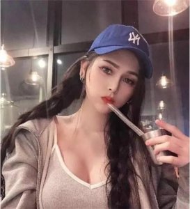 ​女孩买单是没看上男生吗？女生主动买单代表什么