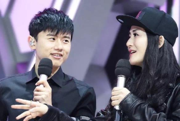 张杰谢娜什么时候离的婚新闻,张杰(张杰跟谢娜离婚了吗) 张杰谢娜什么时候离的婚新闻,张杰(张杰跟谢娜离婚了吗)