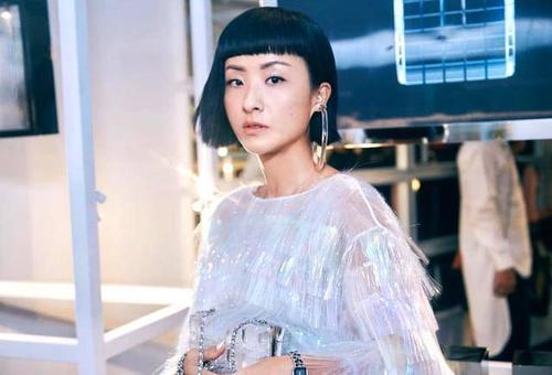 陈奕迅和他老婆,陈奕迅与妻子的故(陈奕迅和她老婆) 陈奕迅和他老婆,陈奕迅与妻子的故(陈奕迅和她老婆)