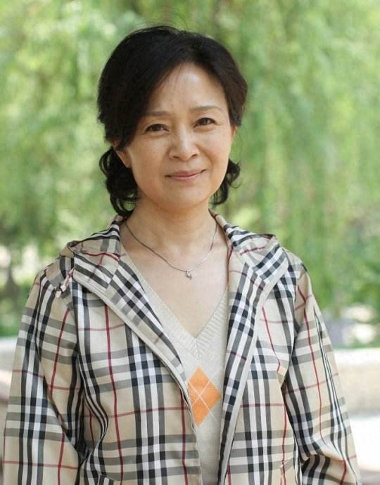 曾创下收视率新高的年代大戏,《家有九凤》中的十个女演员