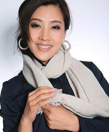 曾创下收视率新高的年代大戏,《家有九凤》中的十个女演员