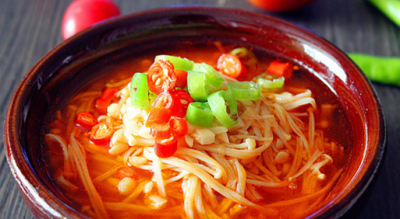 ​金针菇的十种最佳吃法（超好吃的10种金针菇做法，喜欢吃金针菇的快来收藏！太