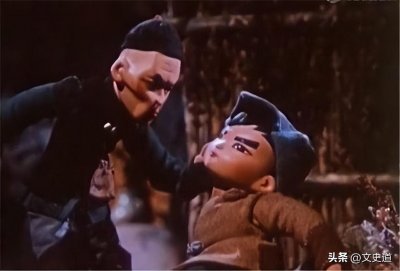 ​半夜鸡叫周扒皮寓言故事（半夜鸡叫周扒皮的故事）