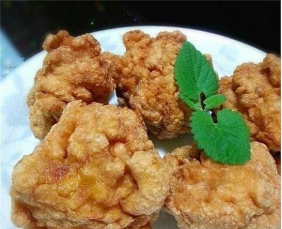 一渠芙蓉是什么意思