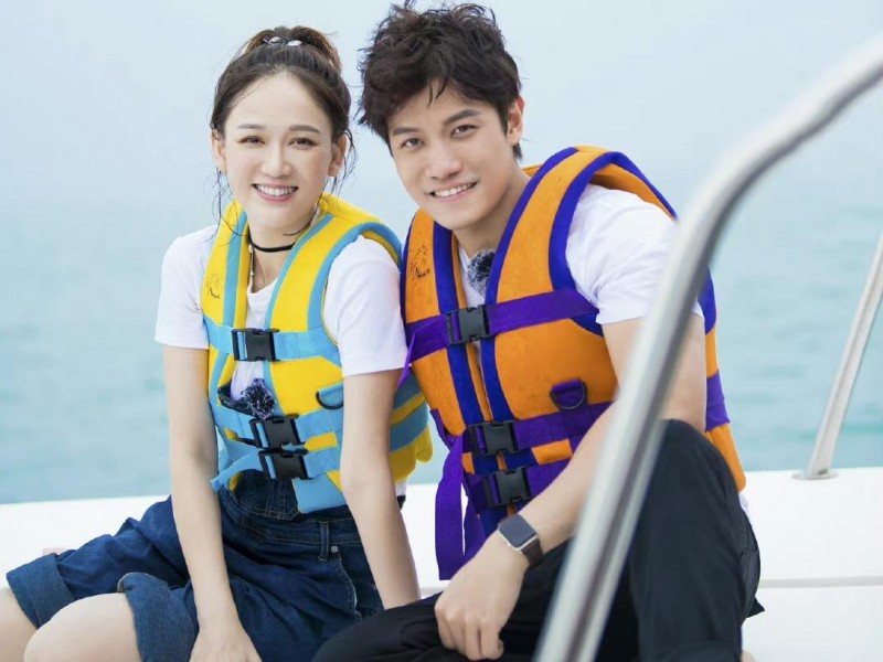 马来西亚曾伟昌富二代（42岁的陈乔恩嫁给小9岁富二代）