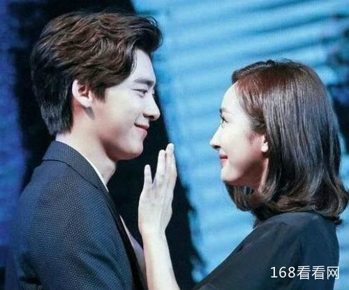 杨幂出轨李易峰真相图片曝光 杨幂为李易峰打胎真假天涯揭秘