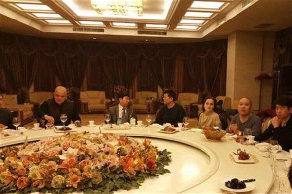 毕姥爷事件是如何跌落神坛的(一个场合发表这样的言论)(5)_