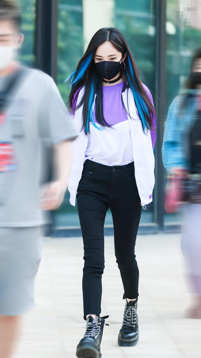 盘点杨幂个性短发发型(杨幂非主流造型)(6)