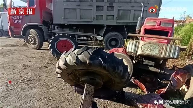 涉疫转运客车事故致27死（涉疫大巴侧翻致27死20伤）(7)