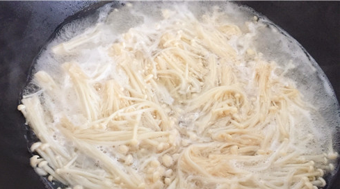 金针菇怎么炒,金针菇炒法大全图4