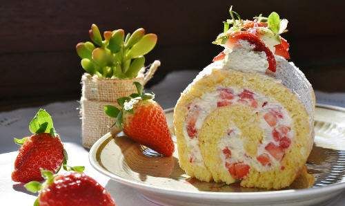 切蛋糕怎么做可以使切口平整,切蛋糕时怎么做可以使切口平整且不沾刀图4