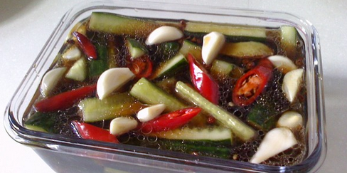 怎么腌黄瓜又脆又绿又不坏,黄瓜怎么腌制又脆又绿又好吃图13