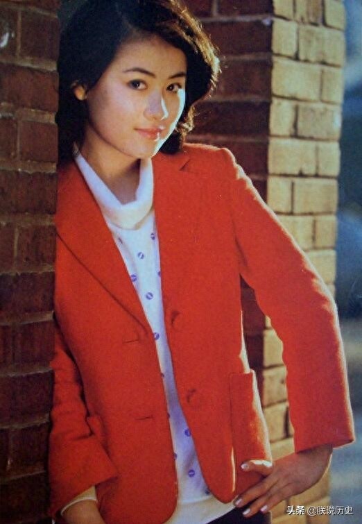 那些年的夏菁，罕见剧照老照片，因女扮男装扮演贾宝玉而出名