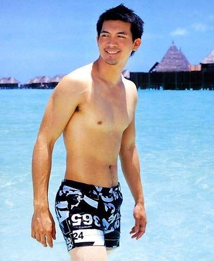 泰国男星“Ken”-一位儒雅的绅士帅哥!