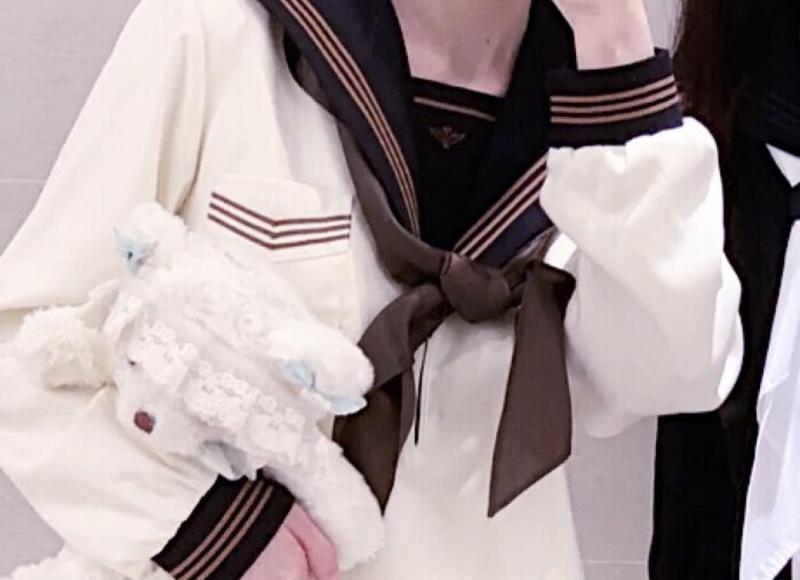 张韶涵的妹妹(张韶涵姐妹现身录制现场似双胞胎) 张韶涵的妹妹(张韶涵姐妹现身录制现场似双胞胎)