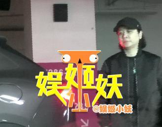 已与老公离婚？陈小艺被曝与神秘小男友同居