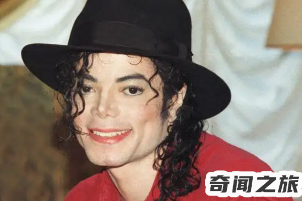 迈克杰克逊鬼魂出现（演员头上漂浮着一个疑似迈克尔杰克逊的鬼魂）(4)_