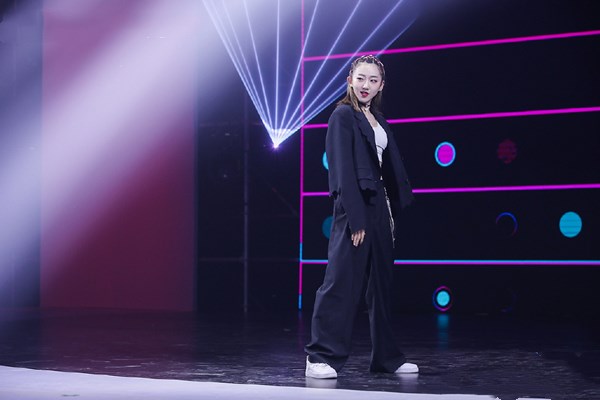 蒙面舞王小霸王是谁 抖音小霸王田媛个人资料