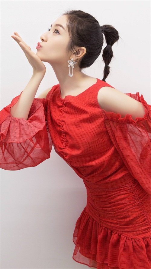 李兰迪，95后女星，北京人，甜美可爱